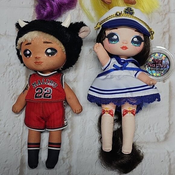 Na Na Surprise Doll Lot of 4 For OOAK, Custom Projects or Play No Accessories - Picture 2 of 12